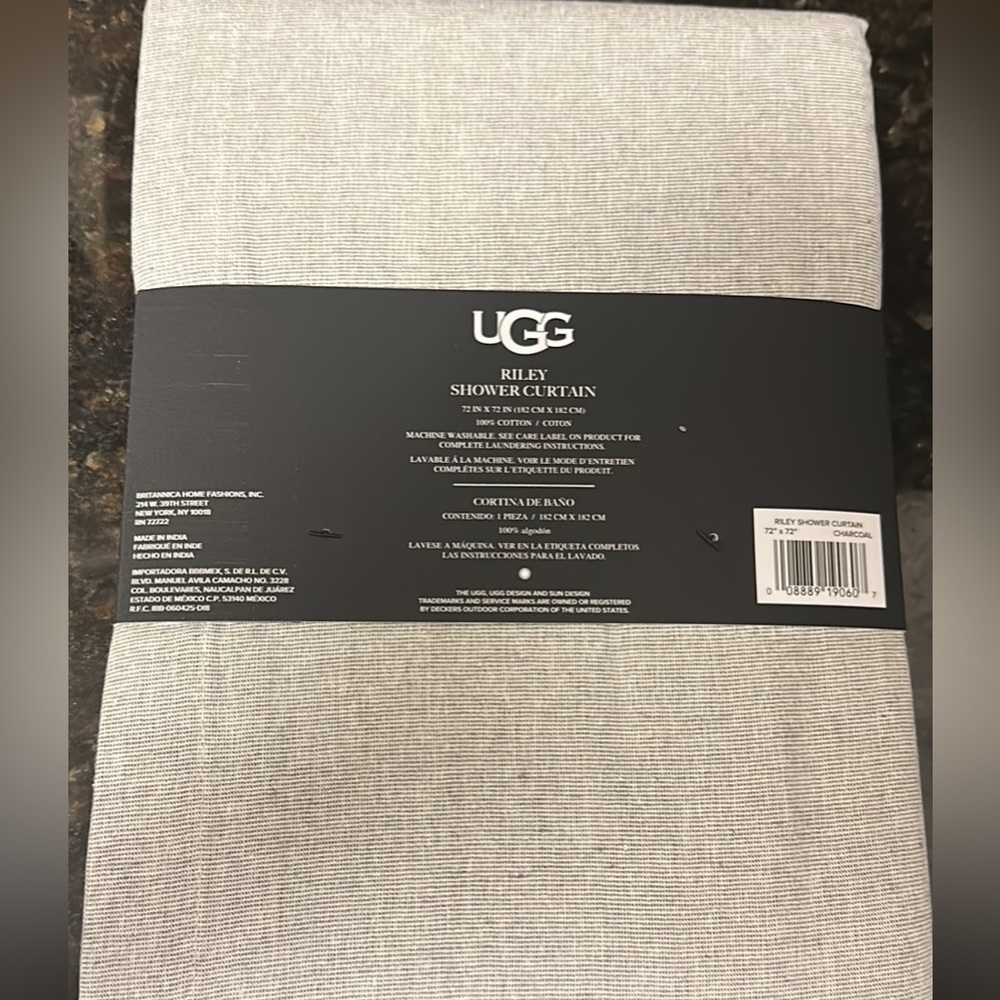 UGG Riley Shower Curtain - Picture 2 of 4